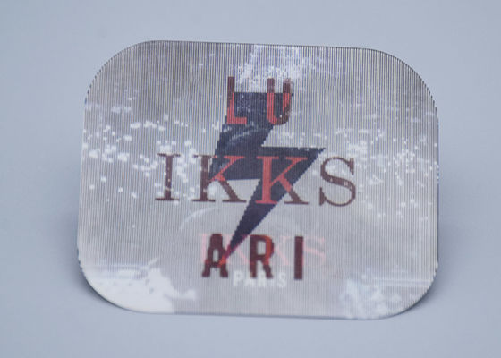 Материал TPU напечатал изготовленные на заказ ярлыки одежды с 4 логотипами цвета